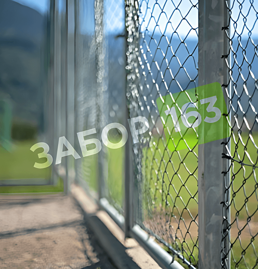 Зелёный забор